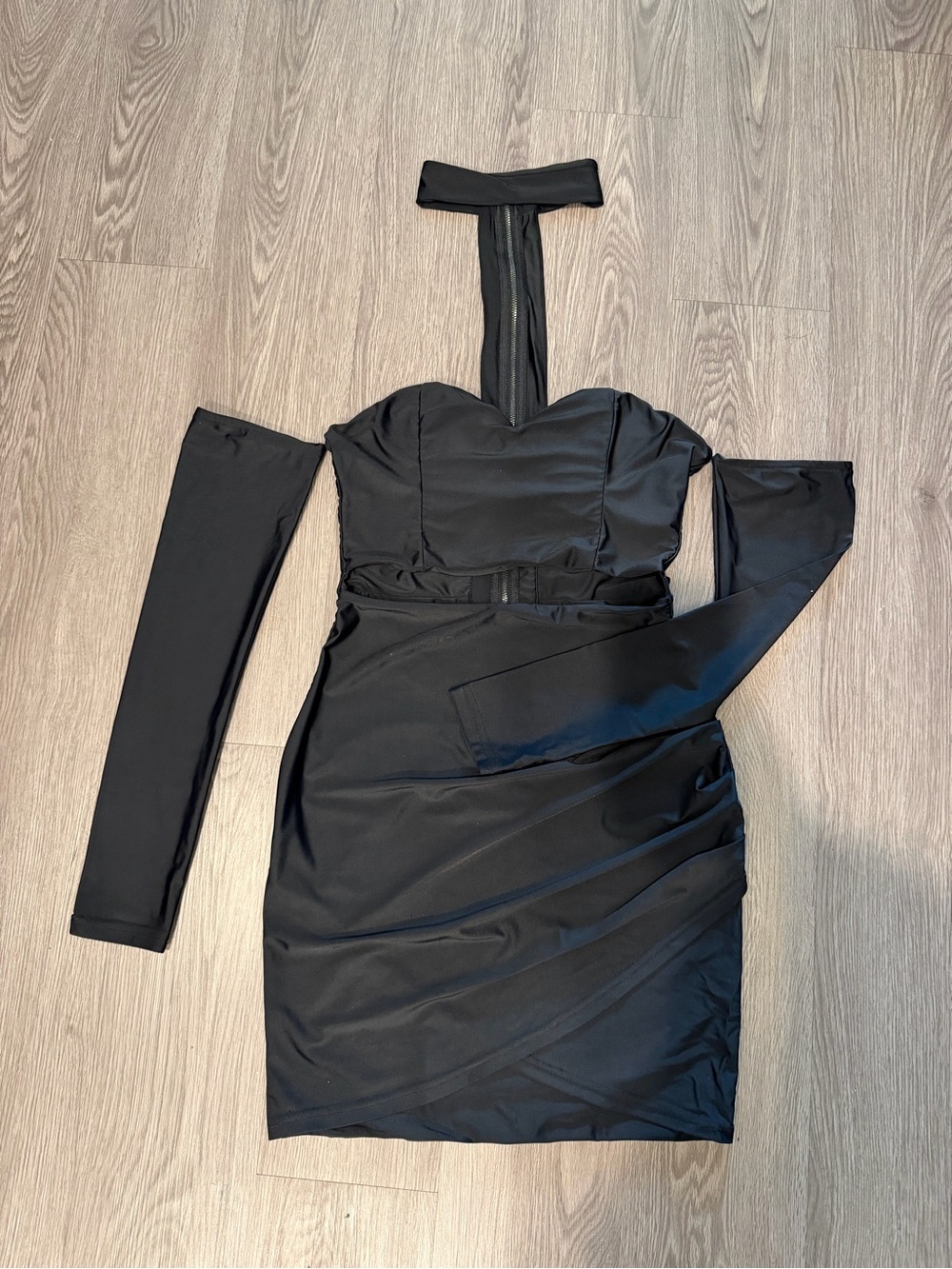 Tiger Mist Long Sleeve Choker Neck Sweetheart Bodycon Dress size M